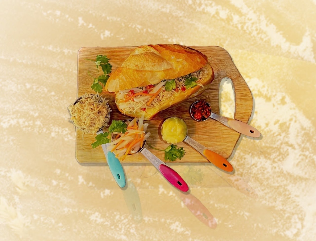 Bánh mì gà Hoa Đất